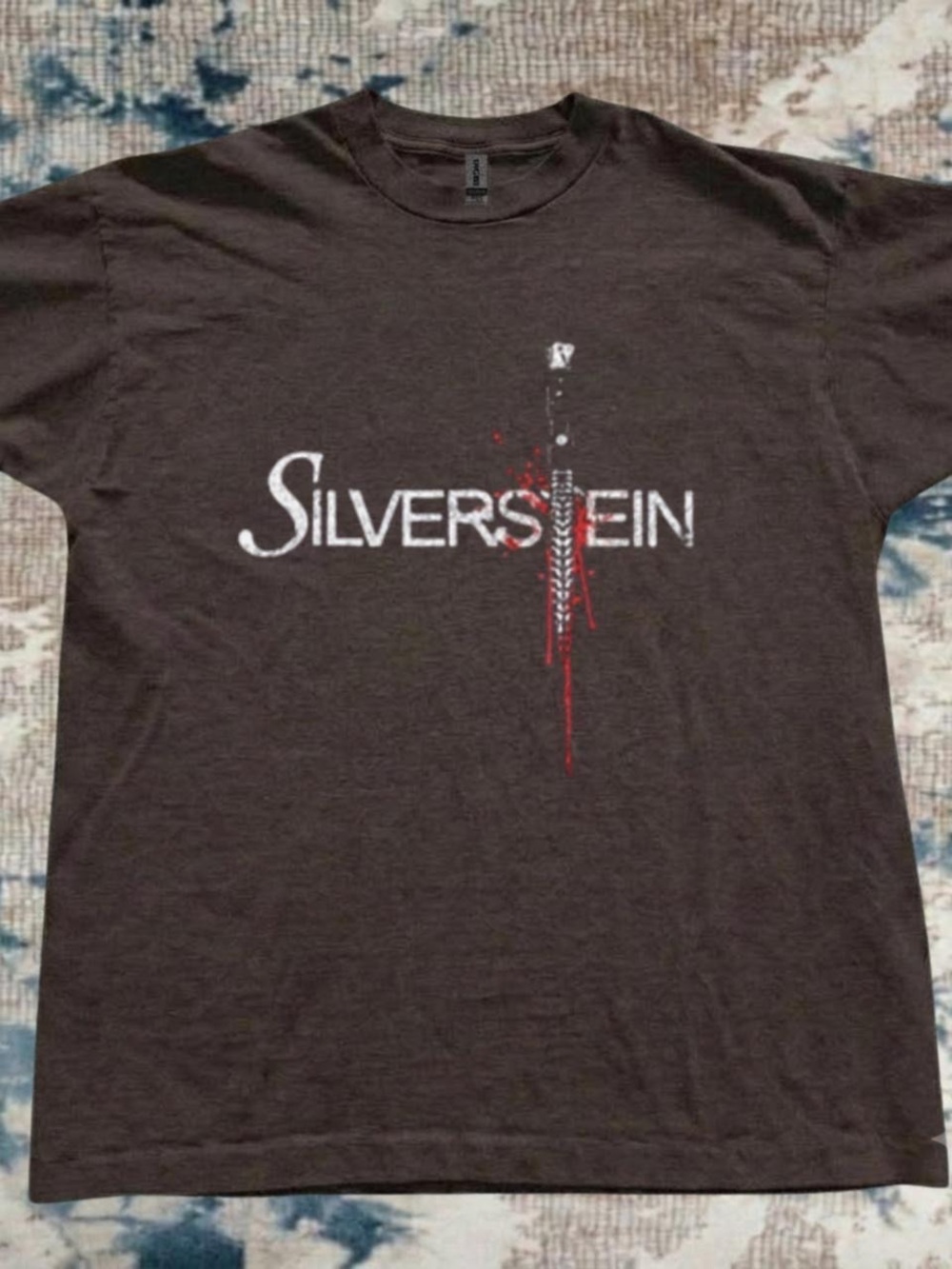 Gildan Silverstein Band Tee in Brown with White & Red Print